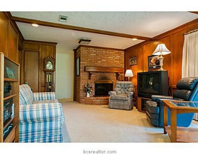 1811 Hondo Dr, College Station, TX 77840 - photo 5