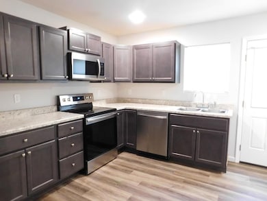 1305 Chilhowee St, Athens, TN 37303 - photo 5