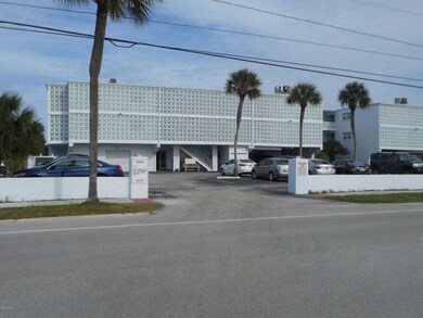 Atlantique Condo North Entry