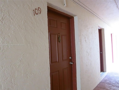 10901 N Kendall Dr unit 109, Miami, FL 33176 - photo 7