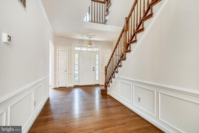 8656 Oak Chase Cir, Fairfax Station, VA 22039 - photo 4
