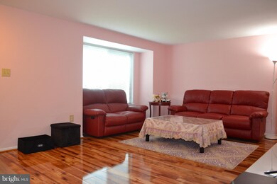 14426 Pebble Hill Ln, North Potomac, MD 20878 - photo 4