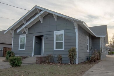 812 N Walnut St, Sherman, TX 75090 - photo 3