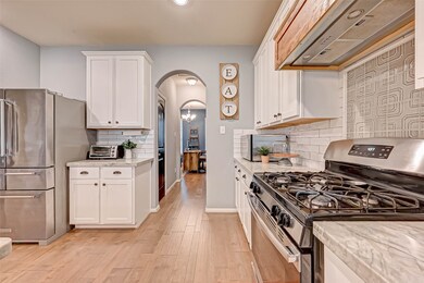 1482 Foshee Ct, Alvin, TX 77511 - photo 6