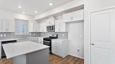 005 kitchen