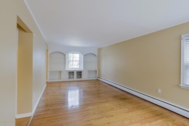 012_Living Room