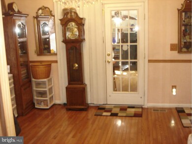 11005 Ashby Dr, Fredericksburg, VA 22407 - photo 7