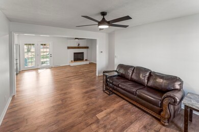 208 W Park St, Nixa, MO 65714 - photo 7
