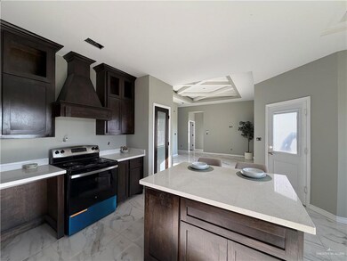 2320 Victoriano St, Weslaco, TX 78596 - photo 7