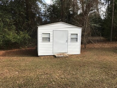 508 Camellia Ave, Douglas, GA 31533 - photo 5