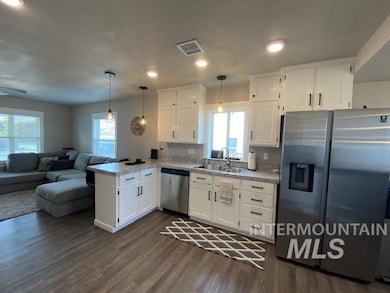 1123 9th St, Clarkston, WA 99403 - photo 2