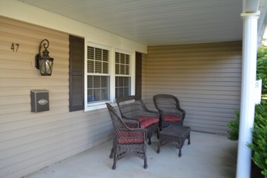 47 Ferland Ln, Matawan, NJ 07747 - photo 3