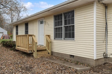 143 Grant St, Harveysburg, OH 45032 - photo 7