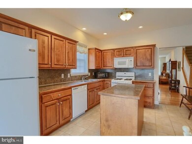 302 Emerald Ln, Reading, PA 19610 - photo 7