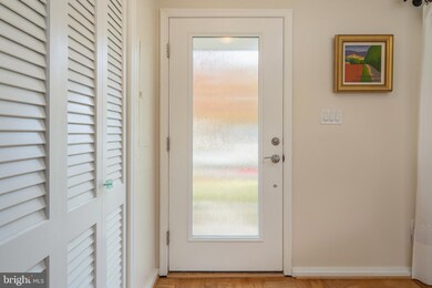 1501 Wake Forest Dr, Alexandria, VA 22307 - photo 6