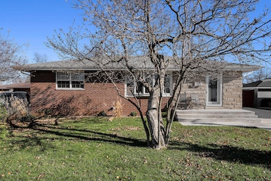 1109 N Dwiggins Ave, Griffith, IN 46319 - photo 2