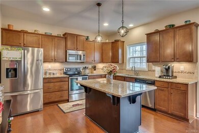 Large kitchen with tons of counter space, granite 