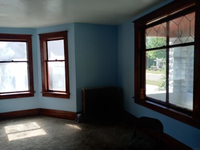 325 E 9th St, Auburn, IN 46706 - photo 5