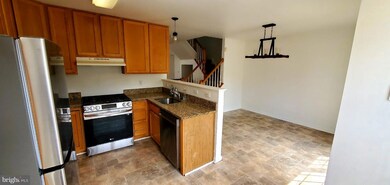 4951 Benecia Ln, Dumfries, VA 22025 - photo 5