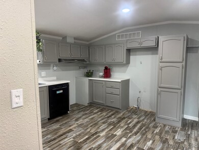 22174 S Black Valley Rd, Tahlequah, OK 74464 - photo 5