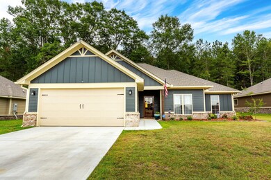 1 Exterior (1 of 3)