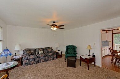 7 Wilde Dr, Troy, NY 12180 - photo 4