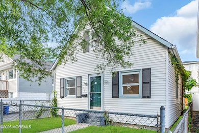 211 Shore Blvd, Keansburg, NJ 07734 - photo 3