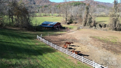 234 Hensley Rd, Marion, NC 28752 - photo 7