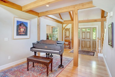 4 High Meadow Ln, Oak Bluffs, MA 02557 - photo 3