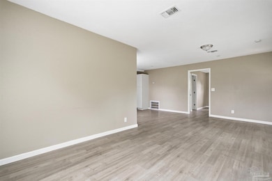 206 S 2nd St, Pensacola, FL 32507 - photo 3