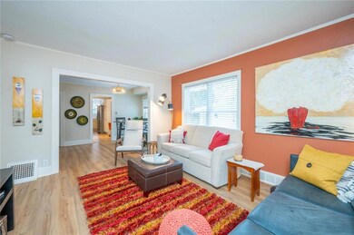 1419 48th St, Des Moines, IA 50311 - photo 5