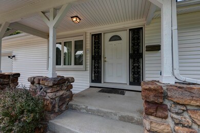 Claremont (27)
