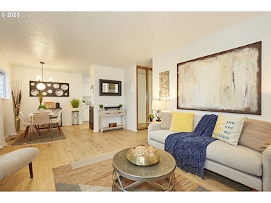 6527 SE 77th Ave, Portland, OR 97206 - photo 7