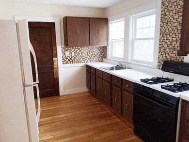 1667 Centre St unit 2, Newton Highlands, MA 02461 - photo 4