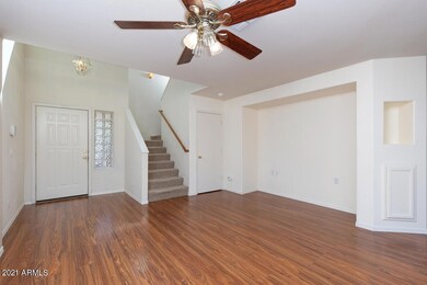 1822 E Milk Way