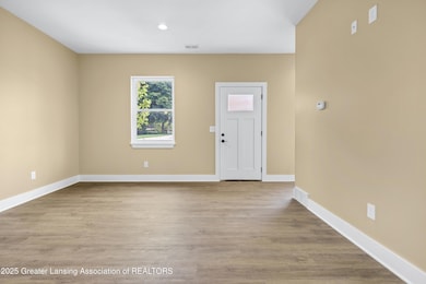 1217 W Saginaw St, Lansing, MI 48915 - photo 4