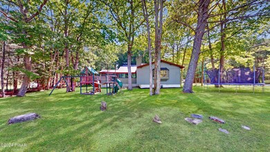 135 Fox Rd, Dingmans Ferry, PA 18328 - photo 4