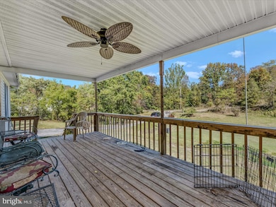 84 New Hope Rd, Berkeley Springs, WV 25411 - photo 7