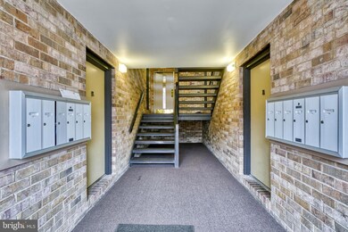 10551 Twin Rivers Rd unit C2, Columbia, MD 21044 - photo 2