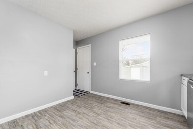 1993 Fenton St, Columbus, OH 43224 - photo 5