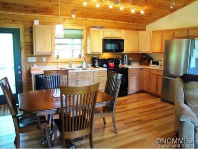 216 Dreamworks Ct, Hendersonville, NC 28792 - photo 2