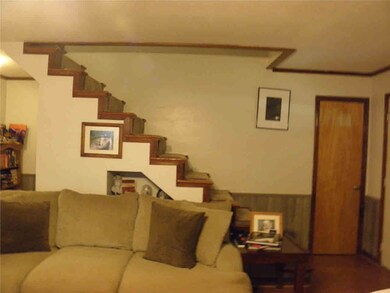 Family Room - Stairs going upstairs