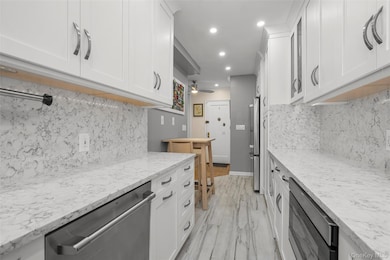 620 W 239th St unit 2C, Bronx, NY 10463 - photo 2