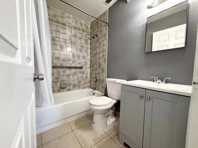 812 5th St unit B, West Palm Beach, FL 33401 - photo 6