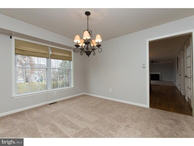 107 Meredith Dr, Spring City, PA 19475 - photo 4