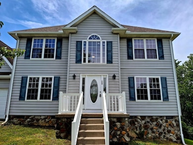 104 Belmore Ct, Mount Hope, WV 25880 - photo 7