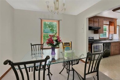 5867 Sara Kay Dr, North Chesterfield, VA 23237 - photo 5