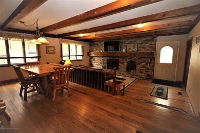 3. Dining & Family Room
