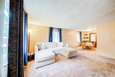 The open floor plan shows off the pottery barn col