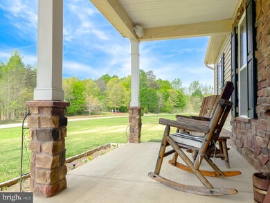 15880 Moss Creek Ct, Brandywine, MD 20613 - photo 3